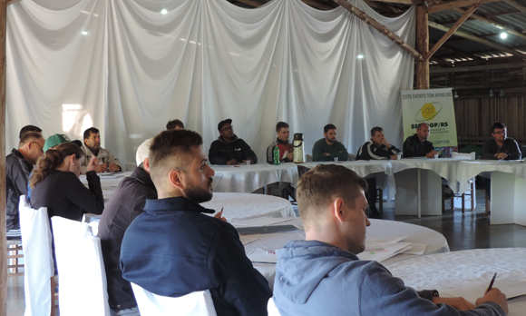 Treinamento: "Empoderar para vender" Treinamento: "Empoderar para vender"