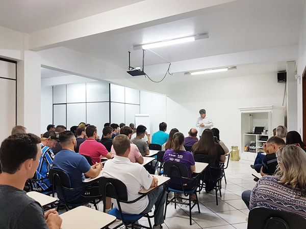 Último encontro do ano com palestra de Gilmar Borscheid